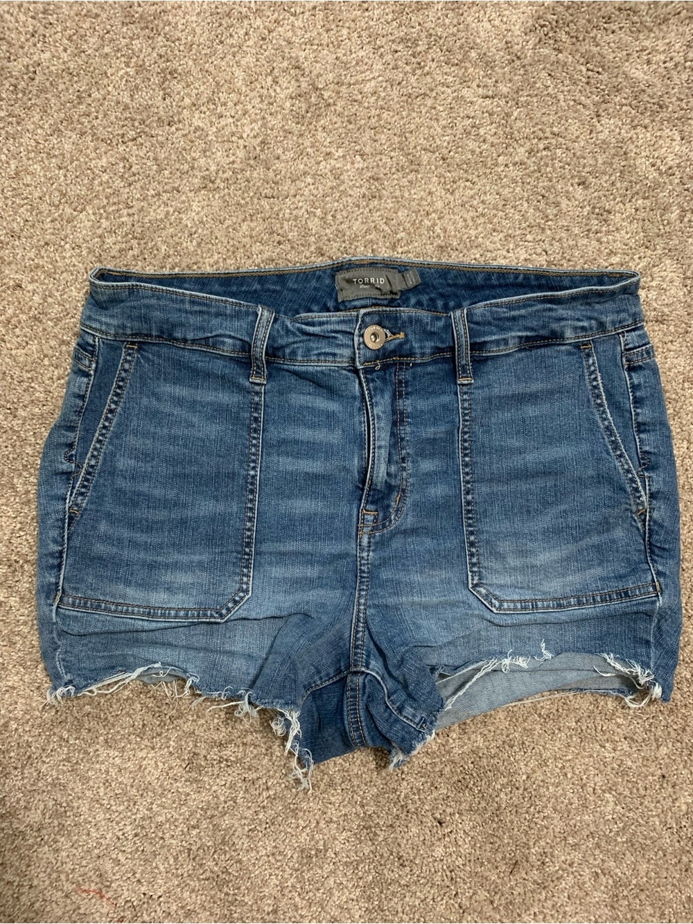 Torrid Vintage Stretch High-Rise Cutoff Jean Denim Shortie Shorts Distressed 12